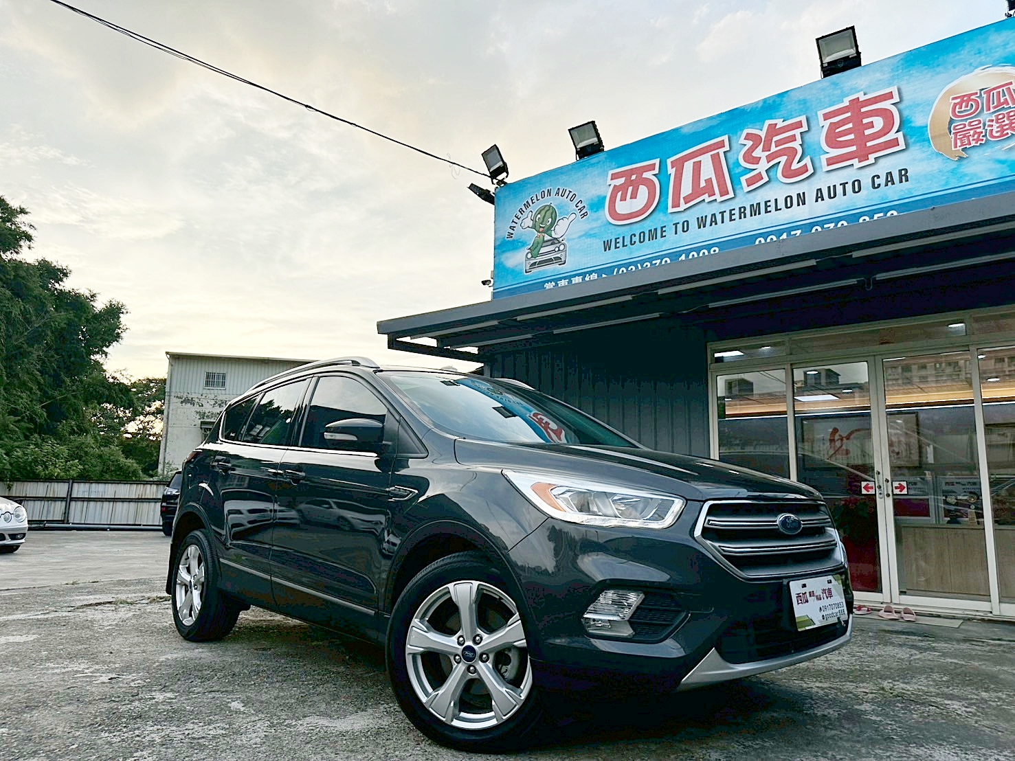 2017年 Ford Kuga 時尚經典型 1.5 新車價100萬  6速手自排 渦輪增壓  第1張相片