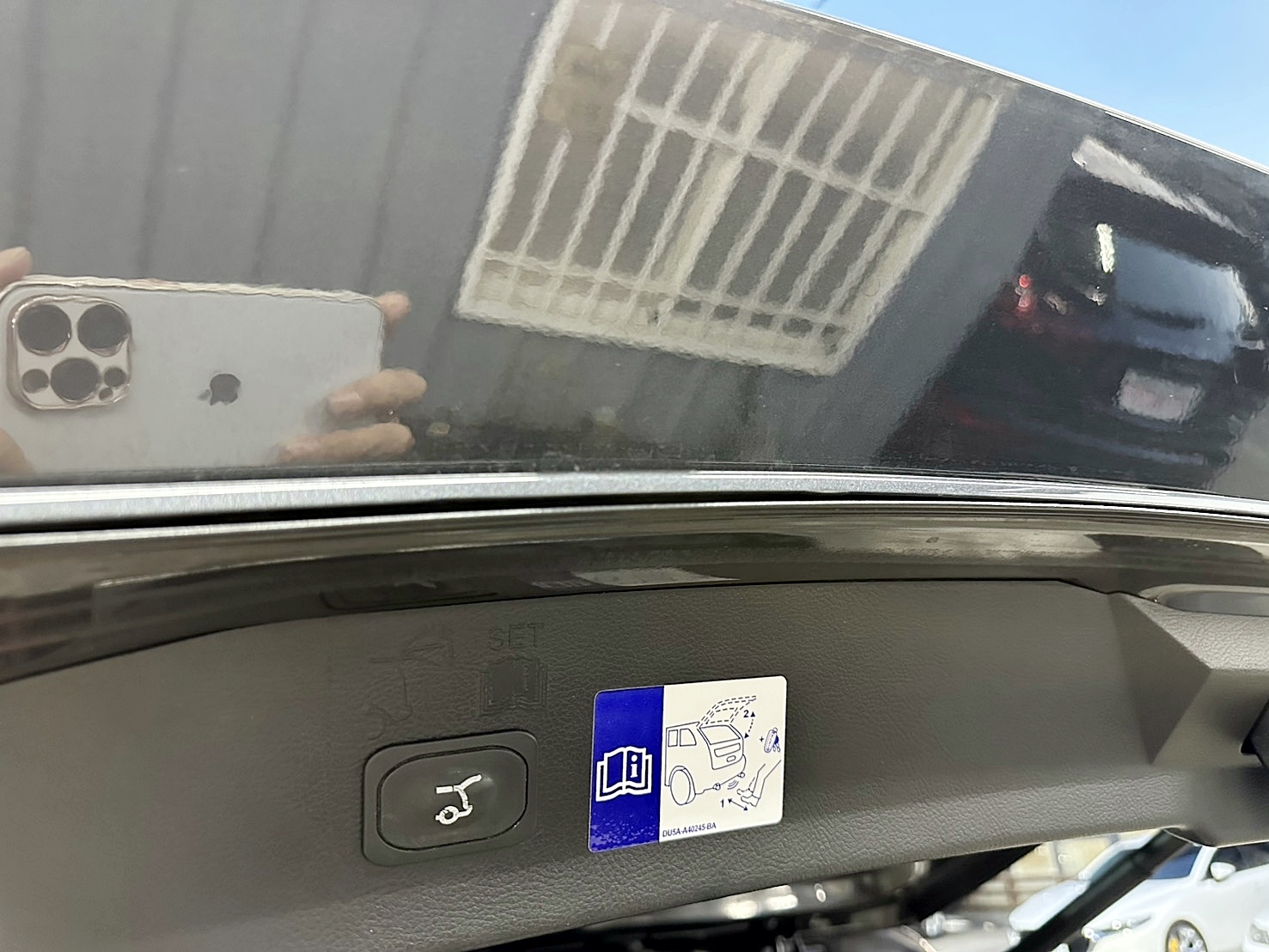 2017年 Ford Kuga 時尚經典型 1.5 新車價100萬  6速手自排 渦輪增壓  第16張相片