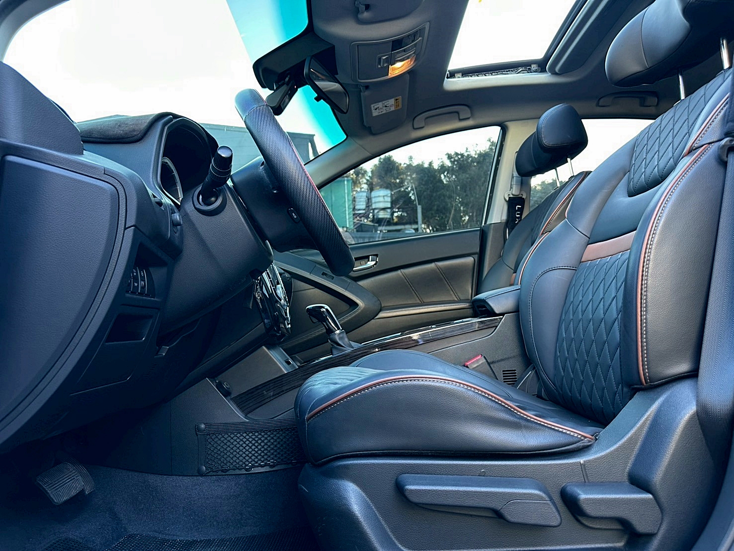 認證車兩年保固 2016年 Luxgen U6 Turbo ECO Hyper 1.8經典型 原廠保養 跑少  第4張相片