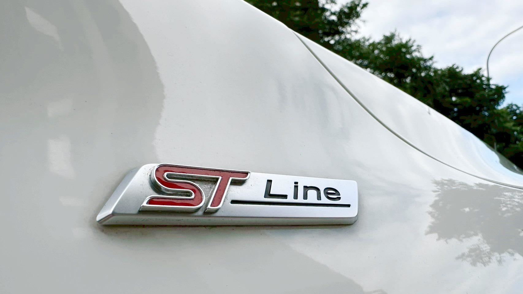 最頂級 稀有釋出 2020年 Ford KugaEcoBoost 250 AWD ST-Line 新車價120萬  8速手自排 渦輪增壓 僅跑八萬 四輪驅動  第19張相片