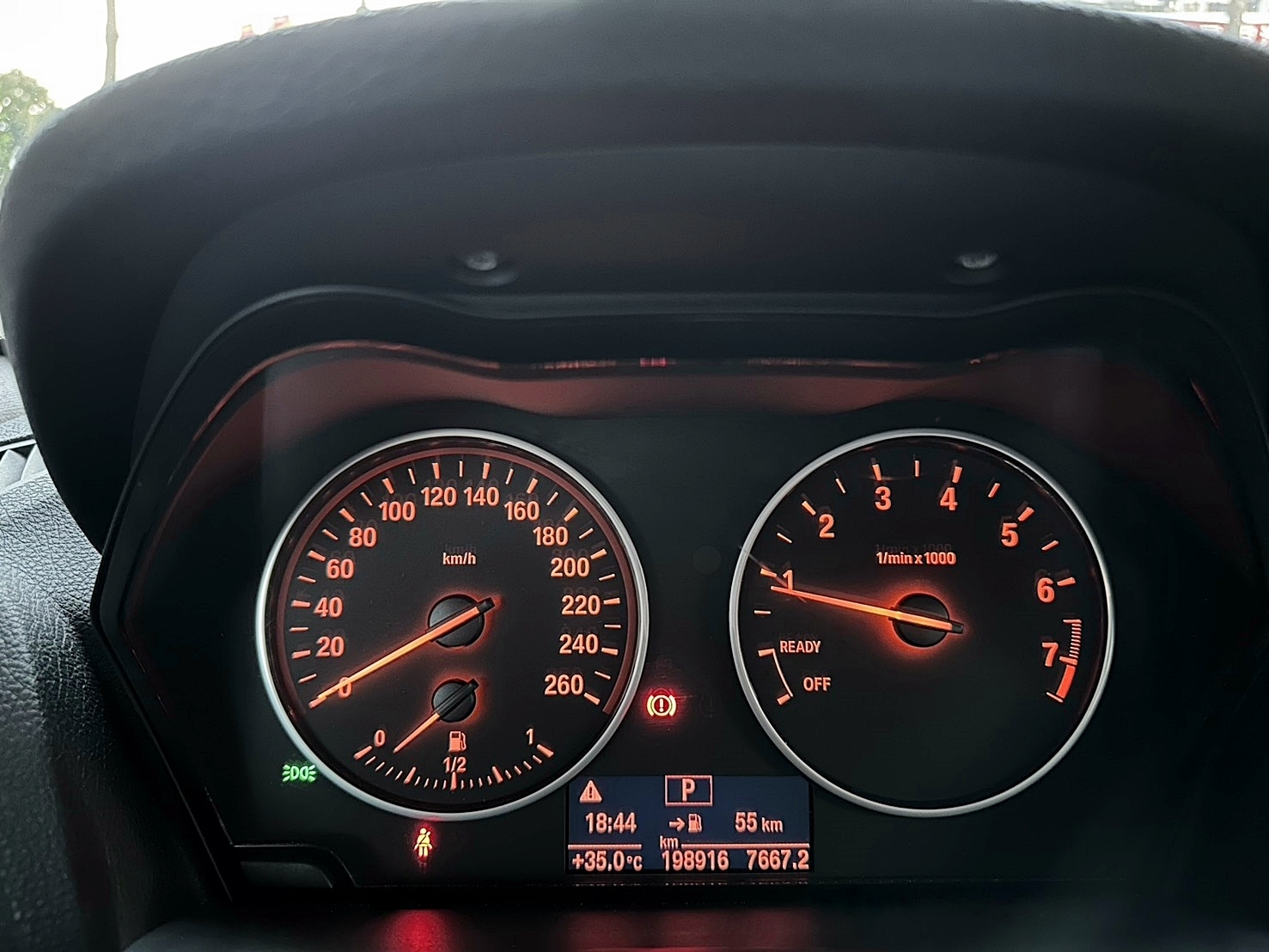 2012年 BMW 116i 1.6 新車價147萬  8速手自排 渦輪增壓 PAPAGO行車紀錄器 Michelin輪胎  第6張相片