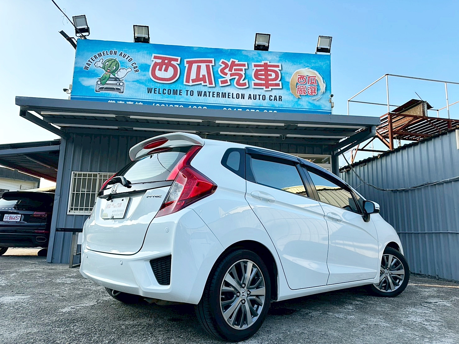 車庫車 跑少 兩年保固 2015年 Honda Fit 1.5 S 新車價近70萬 僅跑9萬 CVT 7速手自排 自然進氣  第13張相片