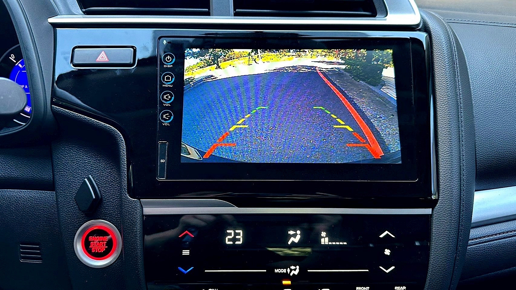 2021年 Honda Fit 1.5 S 新車價近70萬 僅跑六萬 CVT 7速手自排 自然進氣 S版空力套件 箭矢式燈條 Akrapovič雙出尾管 16吋雙色切削鋁圈  第7張相片