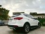2014年 Hyundai Santa Fe 2.2皇家款 最頂級 新車價130萬 四輪傳動 6速手自排 渦輪增壓  全年度稅金不用一萬五 雙前座電熱椅 自動停車系統   第20張縮圖