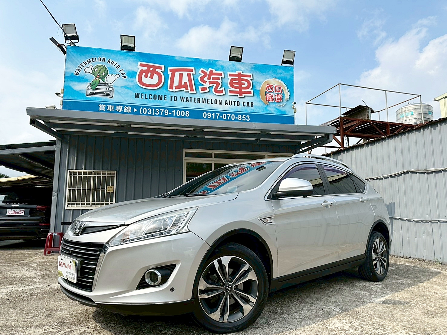 超值SUV 認證車兩年保固 2016年 Luxgen U6 Turbo ECO Hyper 1.8魅力型 6速手自排 渦輪增壓 僅跑11萬  第1張相片
