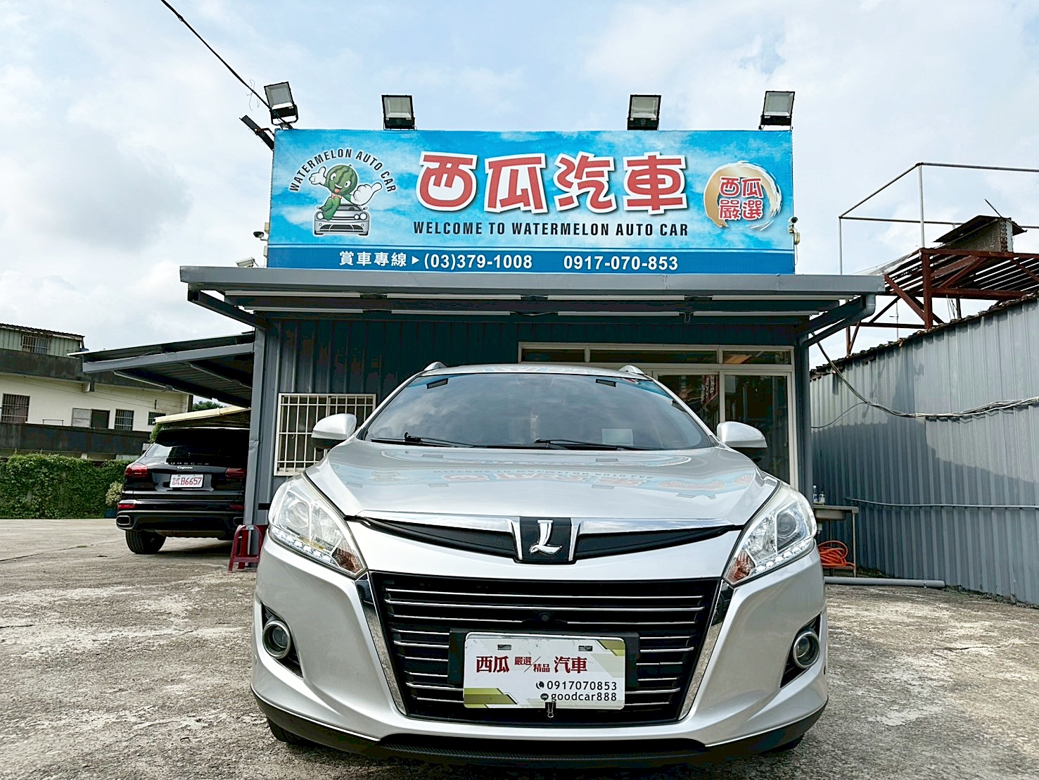 超值SUV 認證車兩年保固 2016年 Luxgen U6 Turbo ECO Hyper 1.8魅力型 6速手自排 渦輪增壓 僅跑11萬  第2張相片