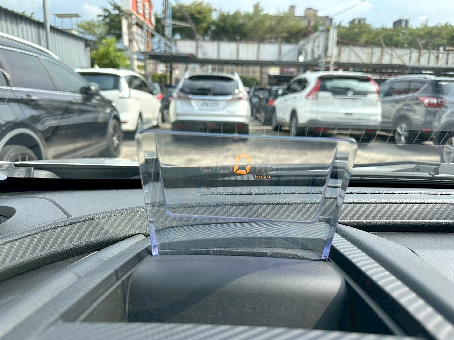 超值SUV 認證車兩年保固 2016年 Luxgen U6 Turbo ECO Hyper 1.8魅力型 6速手自排 渦輪增壓 僅跑11萬  第5張相片