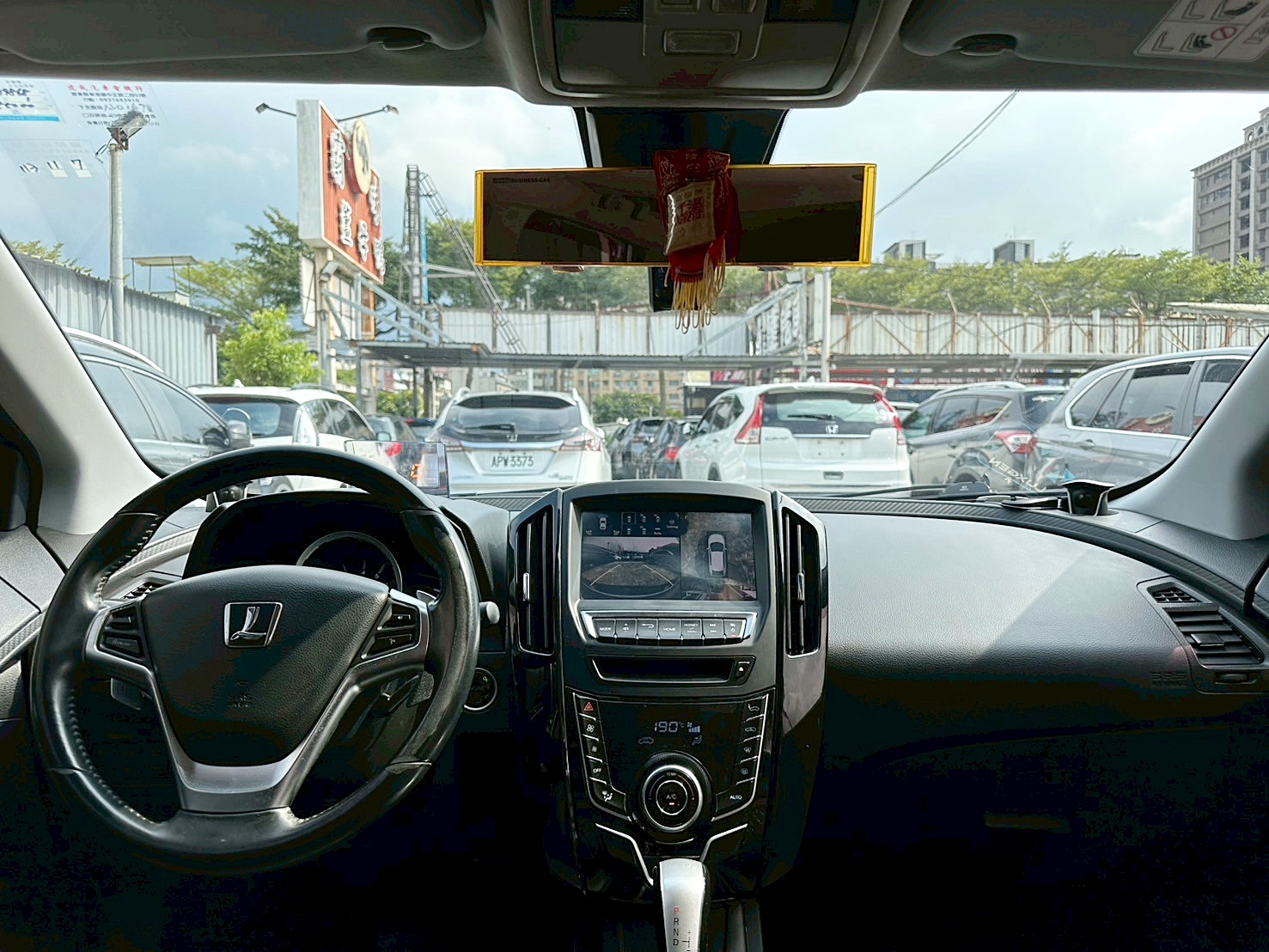 超值SUV 認證車兩年保固 2016年 Luxgen U6 Turbo ECO Hyper 1.8魅力型 6速手自排 渦輪增壓 僅跑11萬  第8張相片