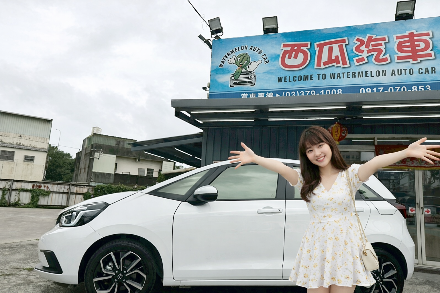 LINE ID:goodcar888 油電新時代 一年車 現買現賺價差  Honda Fit e：HEV油電版 新車價83萬 跑2萬  第2張相片