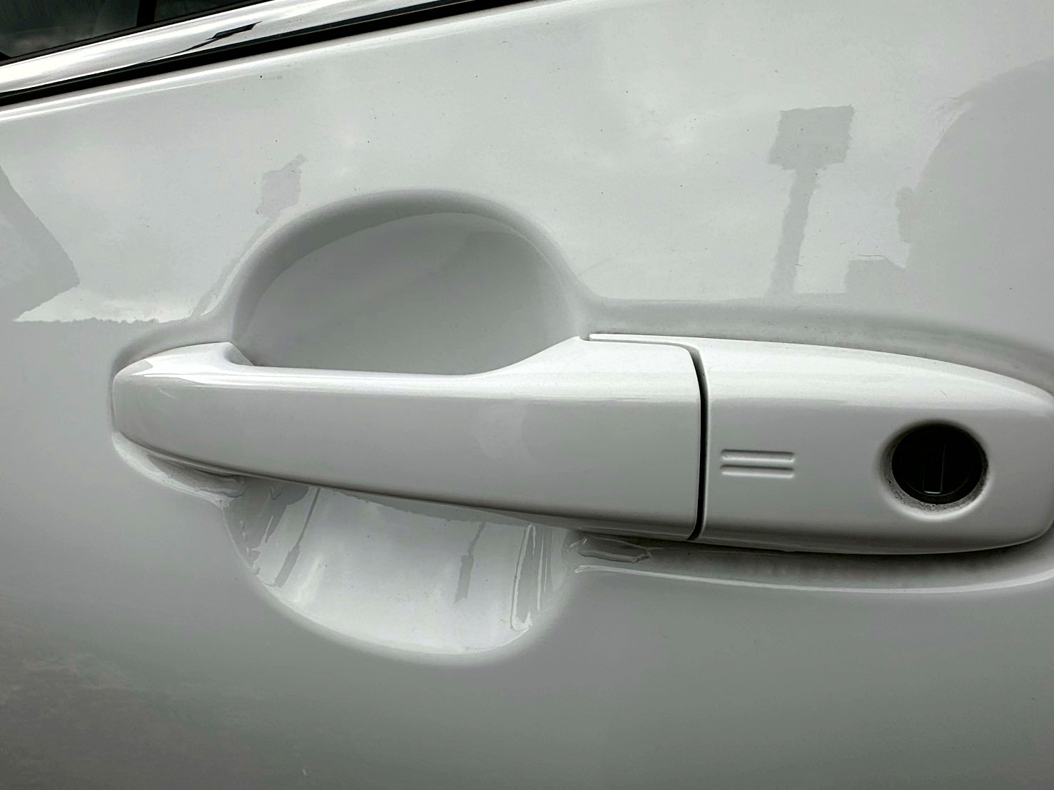 LINE ID:goodcar888 一年車現買現賺價差 2025年 Toyota Yaris Cross 1.5酷動版 新車價73.5萬 原廠保養 保固中 僅跑1.3萬  第5張相片