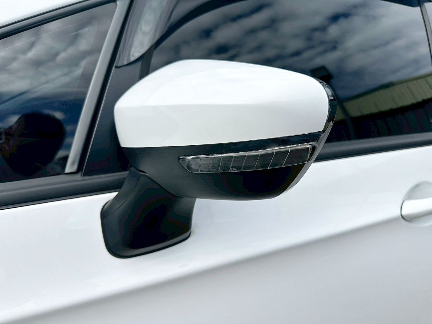 LINE ID:goodcar888 一年跑約四千 2022年 Mitsubishi Colt Plus 輕鬆型 最頂級 僅跑1.7萬 原廠保養  第3張相片