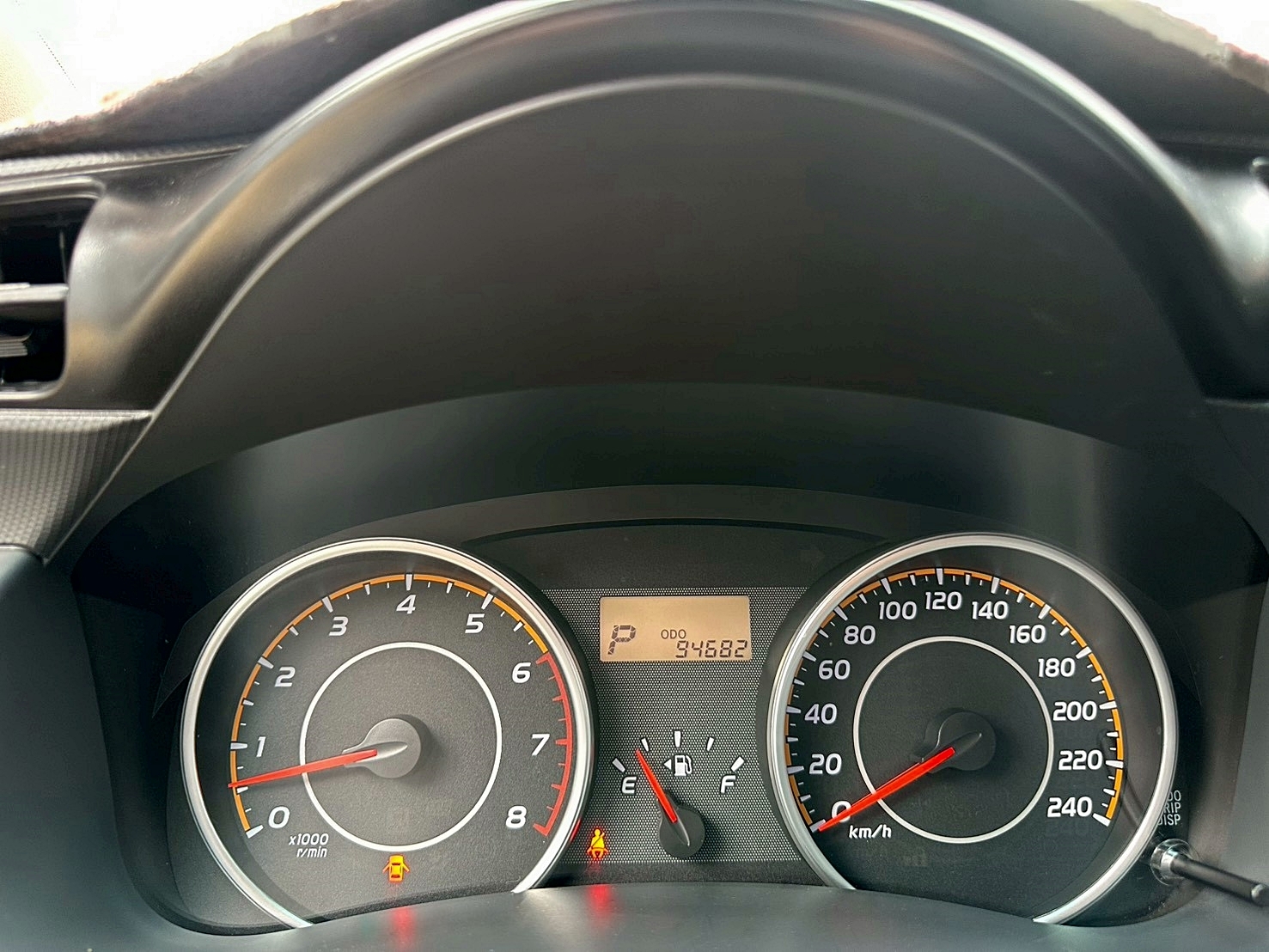 LINE ID:goodcar888 ★超低里程 僅此一台 認證車兩年保固☆2016年 Toyota Wish 2.0豪華 原廠保養 僅跑9萬  第8張相片