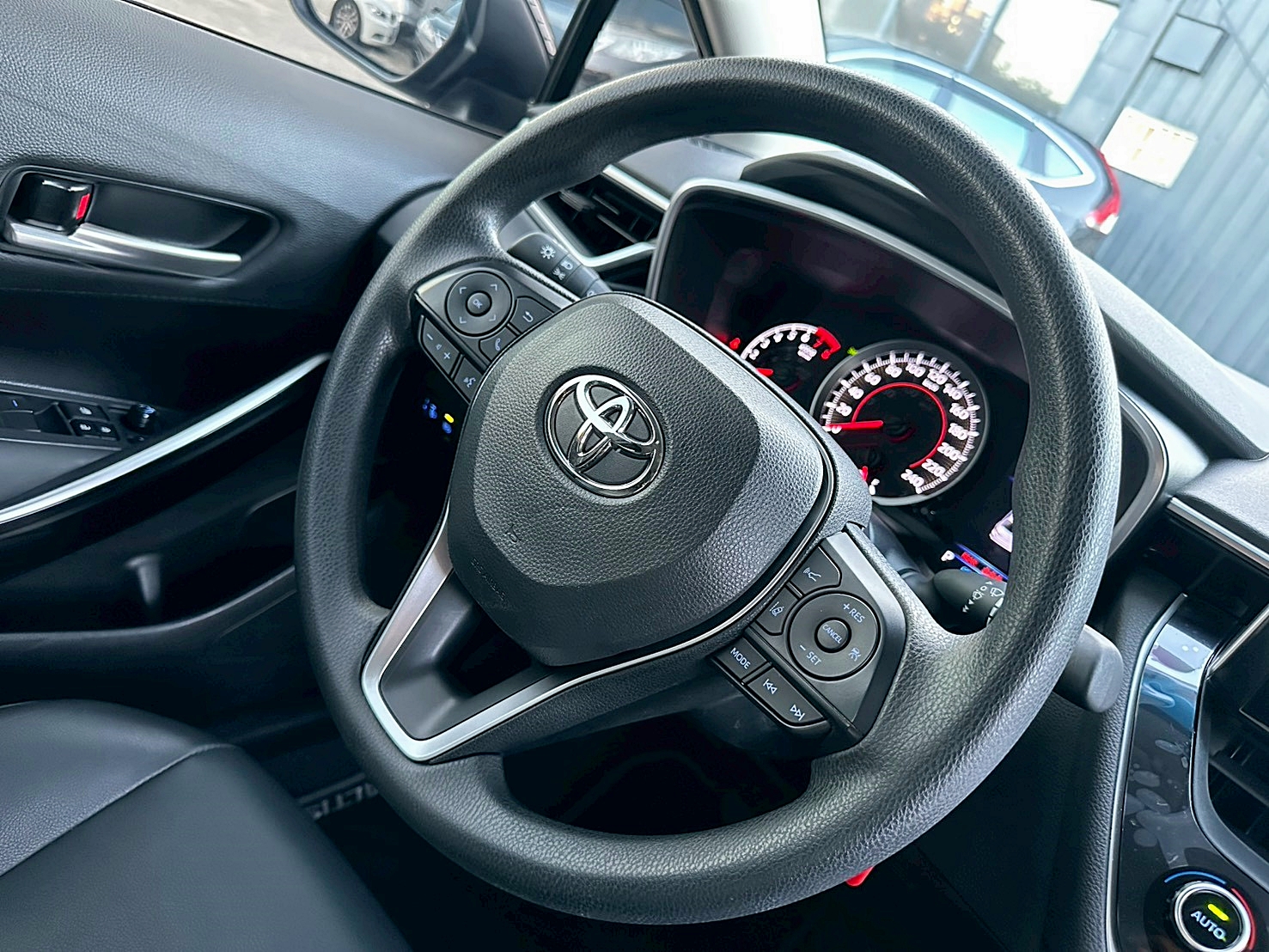 LINE ID:goodcar888 2022年 Toyota Altis 1.8豪華 僅跑1.3萬  簡直新車  第8張相片