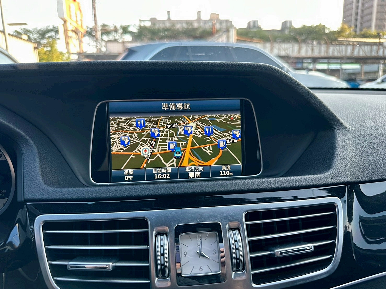 LINE ID:goodcar888七人座 2015年 Benz E250 Elegance AMG 2.0 新車價321萬 7速手自排 渦輪增壓 摸門 360環景影像  第10張相片