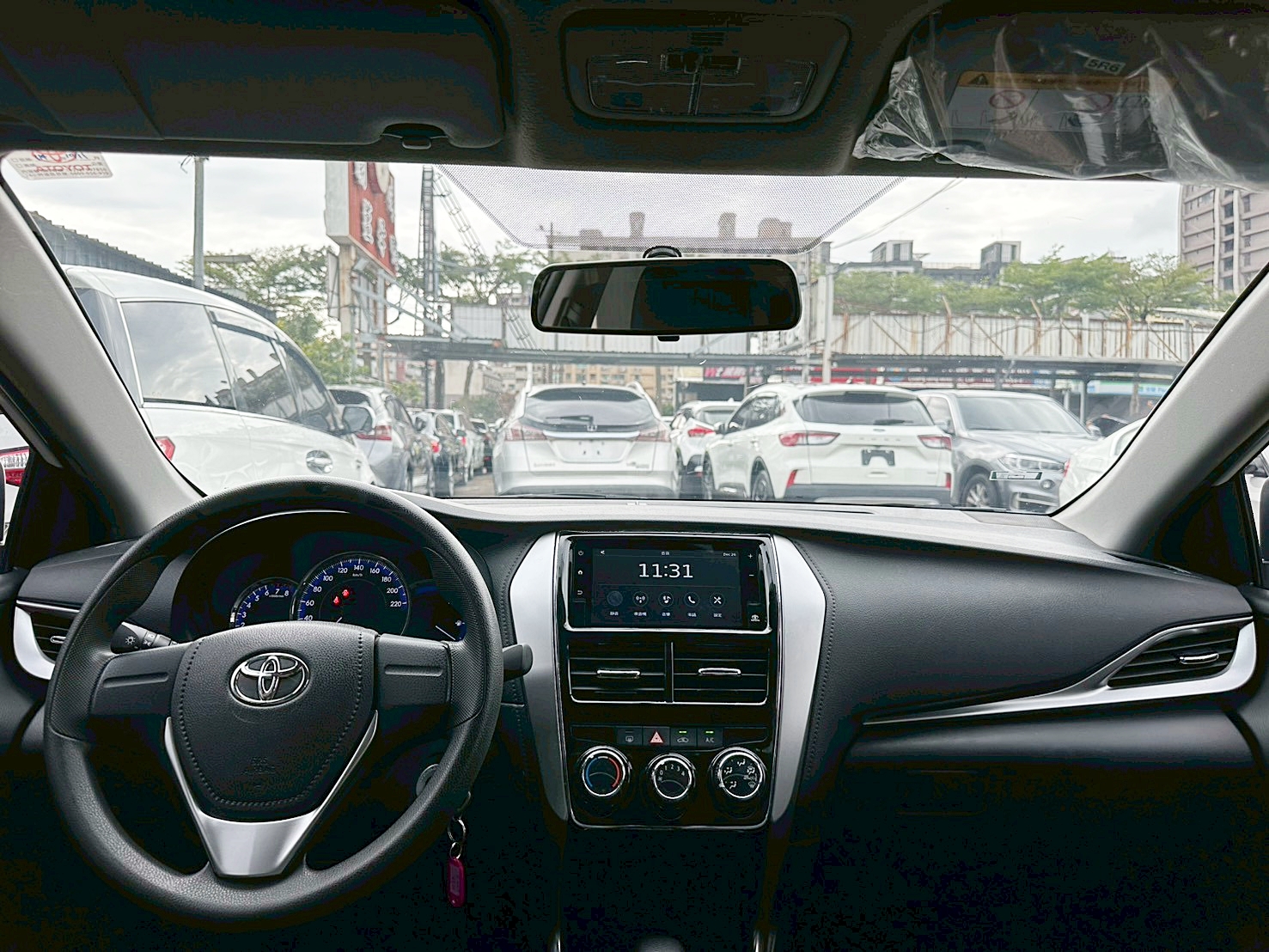 LINE ID:goodcar888 2019年 Toyota Vios 1.5經典 原廠保養僅跑兩萬一年跑約四千  第7張相片