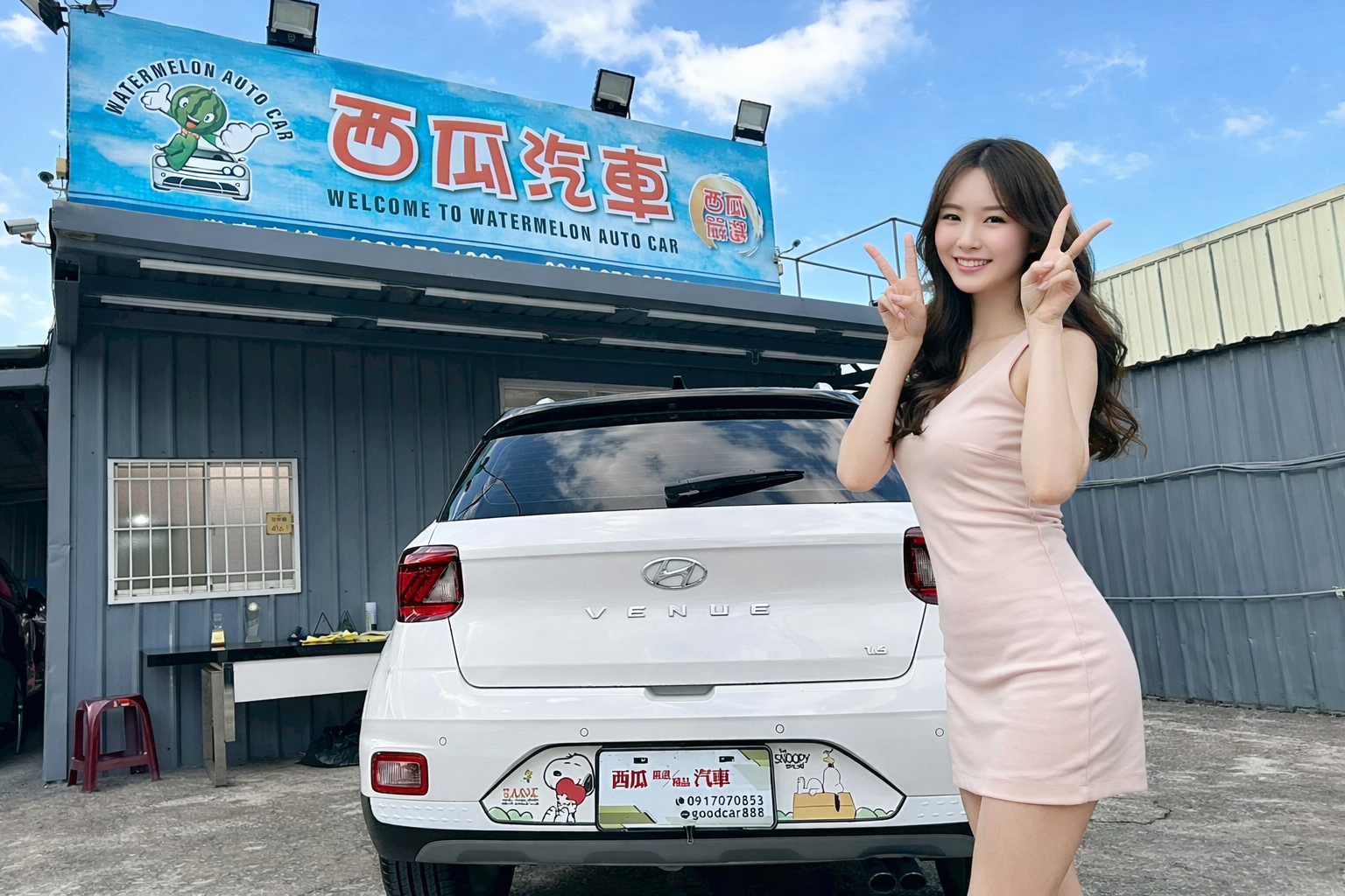 LINE ID:goodcar888 2023年 Hyundai Venue 1.6懷特黑B&W CVT 8速手自排 自然進氣 最頂級 跑四萬  第17張相片