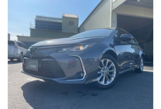2021年 Toyota Altis實跑8萬~原鈑件  第2張相片