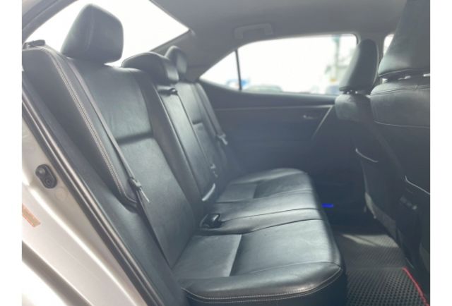 2014 Toyota Altis 原車原鈑件 一年跑不到一萬公里  第15張相片