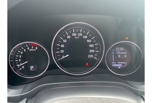 2020 Honda HR-V 1.8 S 原鈑件/一手車/里程跑九萬  第13張相片