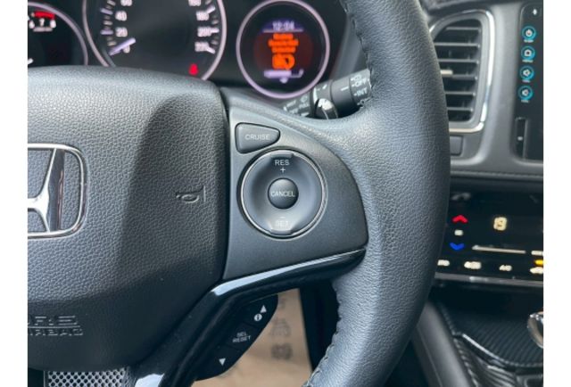 2020 Honda HR-V 1.8 S 原鈑件/一手車/里程跑九萬  第15張相片