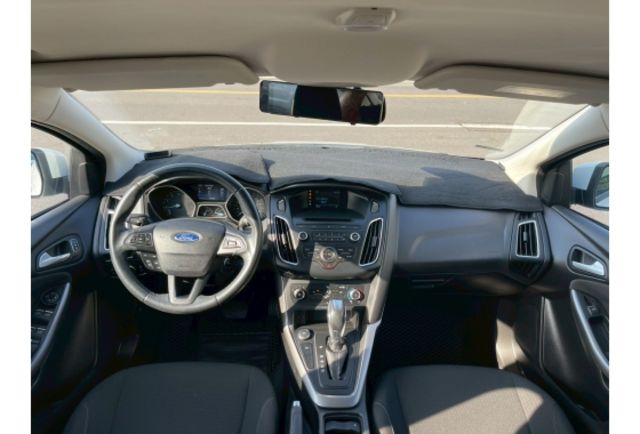 2016 Ford Focus 1.0  第4張相片