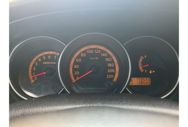 2009 Nissan Livina 1.8  第6張相片