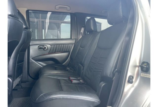 2009 Nissan Livina 1.8  第10張相片