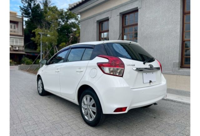 2014 Toyota Yaris  第3張相片