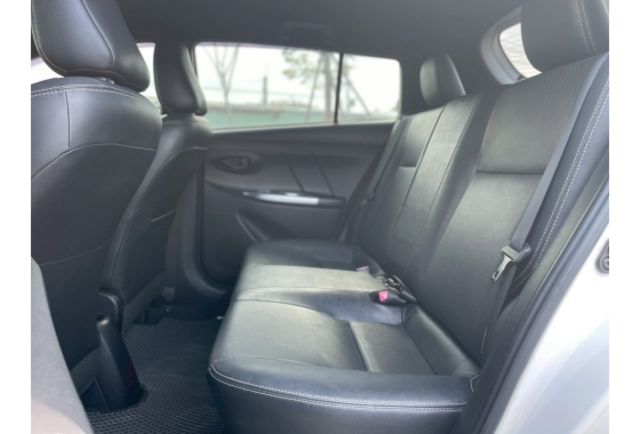 2014 Toyota Yaris  第9張相片