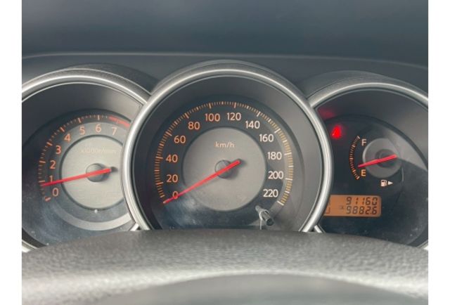 黑色帥氣代步車｜2012 TIIDA 1.8  第8張相片