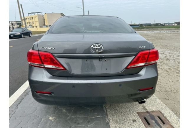 便宜耐用代步車｜2010 CAMRY 2.4E  第5張相片