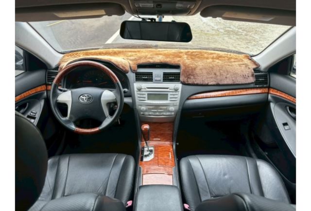 便宜耐用代步車｜2010 CAMRY 2.4E  第7張相片