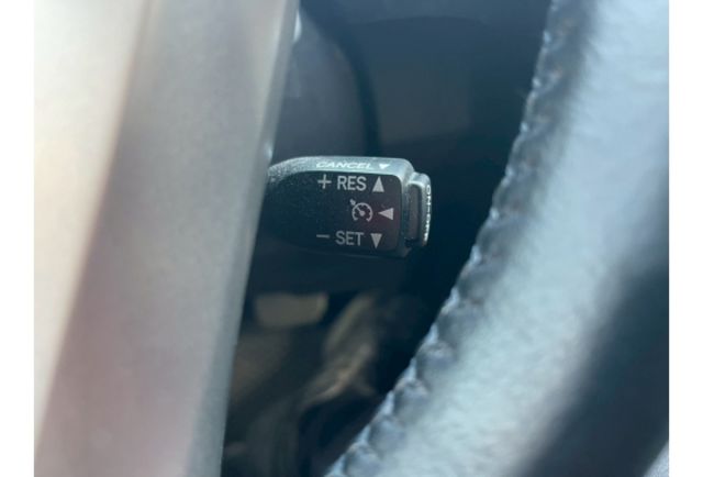 Toyota PRIUS C  第6張相片