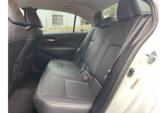 2020 Toyota Corolla Altis Hybrid 白色 油電旗艦版  第11張相片