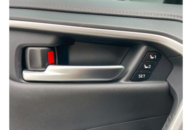 2021 Toyota RAV4 旗艦  第6張相片
