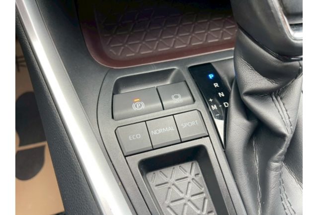 2021 Toyota RAV4 旗艦  第15張相片