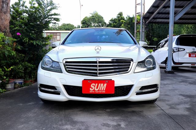 【預約來店賞車享更多優惠】★總代理★C200★經典立標⋆雙邊電動座椅/記憶座椅⋆方向盤電動調整⋆天窗⋆定速⋆可全貸  第5張相片