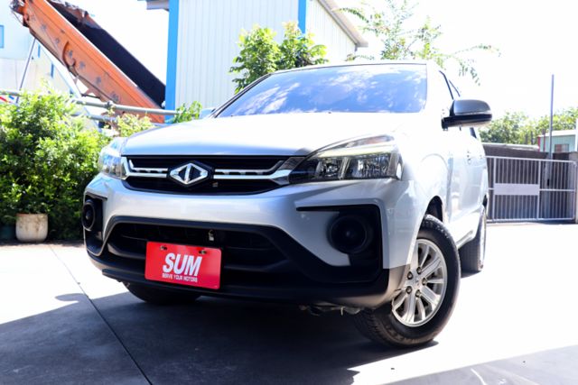 【預約來店賞車享更多優惠】★載貨載人兩用★原廠保養⋆定速⋆後座出風口⋆電動收折⋆可全貸  第17張相片