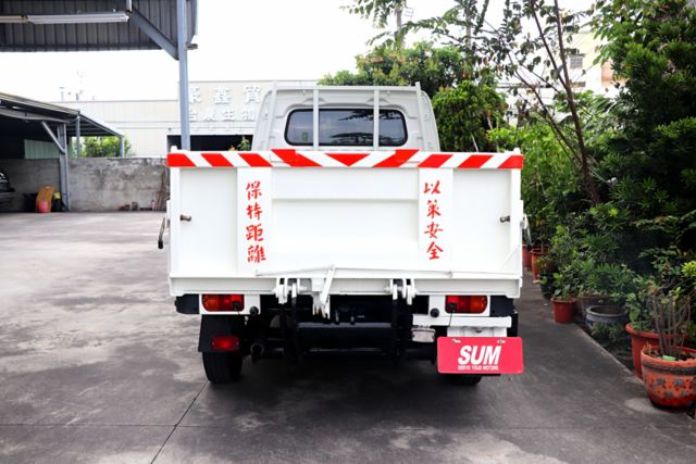 【預約來店賞車享更多優惠】★賺錢好夥伴★手排省油大扭力★升降尾門★原鈑件★可全貸  第5張相片