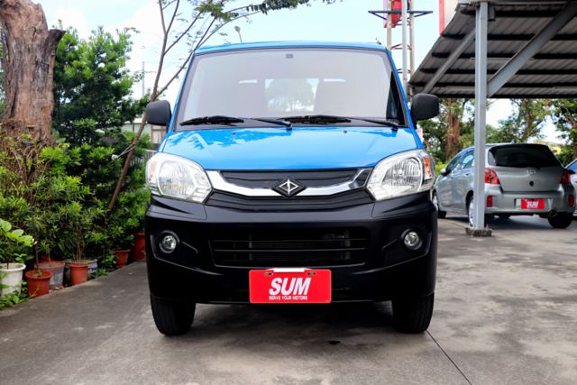 【預約來店賞車享更多優惠】★超低里程★賺錢好夥伴★手排省油大扭力★升降尾門★原鈑件★可全貸  第6張相片