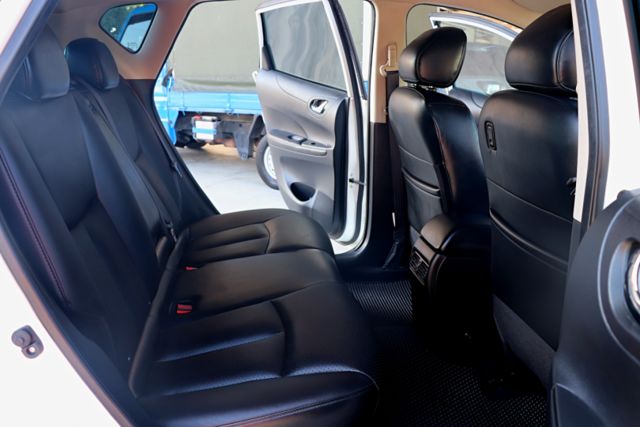 【預約來店賞車享更多優惠】★魔術大空間★頂級旗艦版★都市掀背小車★盲點★分區恆溫★可全貸  第12張相片