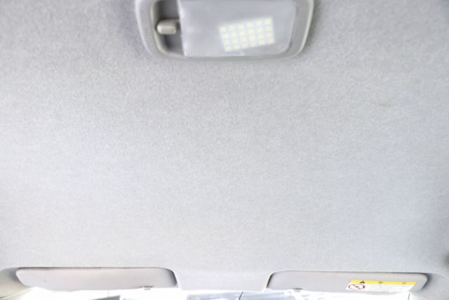 【預約來店賞車享更多優惠】★E版★全車原鈑件★里程保證6萬★倒車顯影★藍牙★電動後視鏡  第13張相片