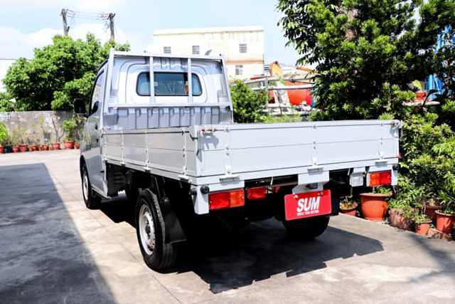 【預約來店賞車享更多優惠】★賺錢好夥伴★車況良好，冷氣很冷★手排大扭力★可全貸  第4張相片