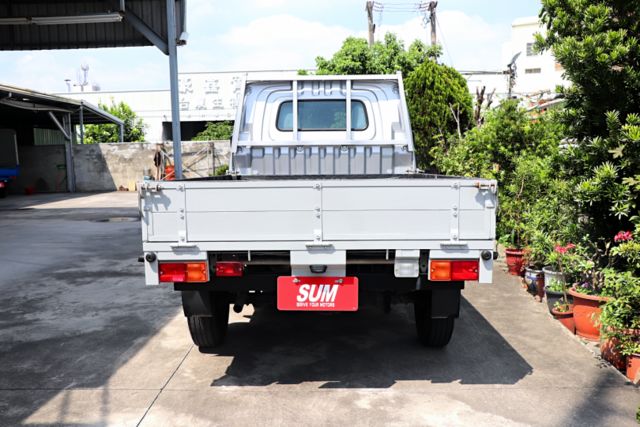 【預約來店賞車享更多優惠】★賺錢好夥伴★車況良好，冷氣很冷★手排大扭力★可全貸  第5張相片