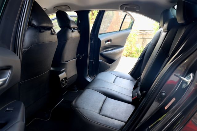 【預約來店賞車享更多優惠】★12代大改款★尊爵版★原廠保養★女用車★原廠精裝配備★可全額貸  第12張相片