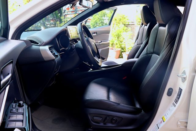 【預約來店賞車享更多優惠】★小改後★1.2渦輪省油省金★2WD豪華版★原廠保養★原廠精裝影音★可全貸  第11張相片