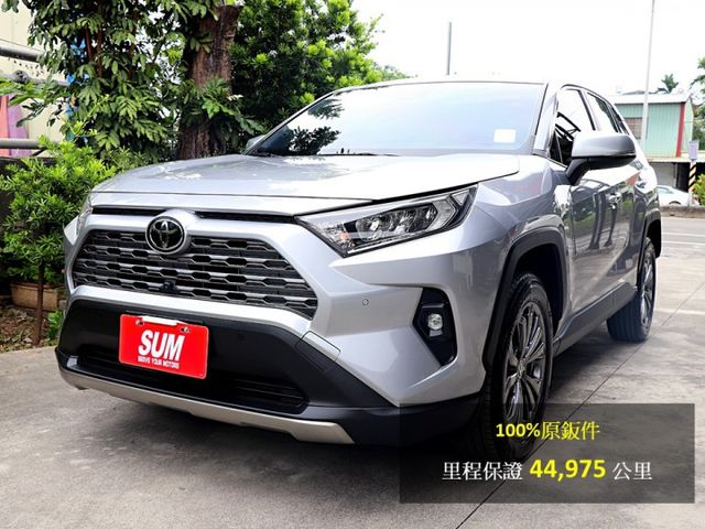 【預約來店賞車享更多優惠】★汽油旗艦版★原廠保固至2028★原廠保養★新車買不到的2.0★可全貸  第2張相片