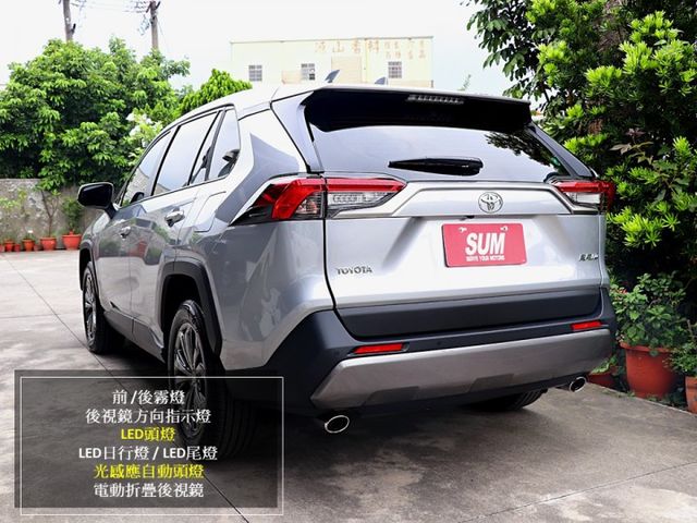 【預約來店賞車享更多優惠】★汽油旗艦版★原廠保固至2028★原廠保養★新車買不到的2.0★可全貸  第4張相片