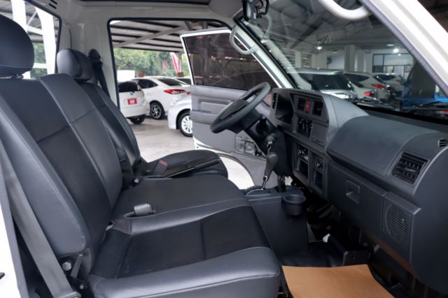 【預約來店賞車享更多優惠】★自排貨車★里程保證僅跑1萬★全車原鈑件★定速★方向盤快撥★抬頭顯示器  第13張相片