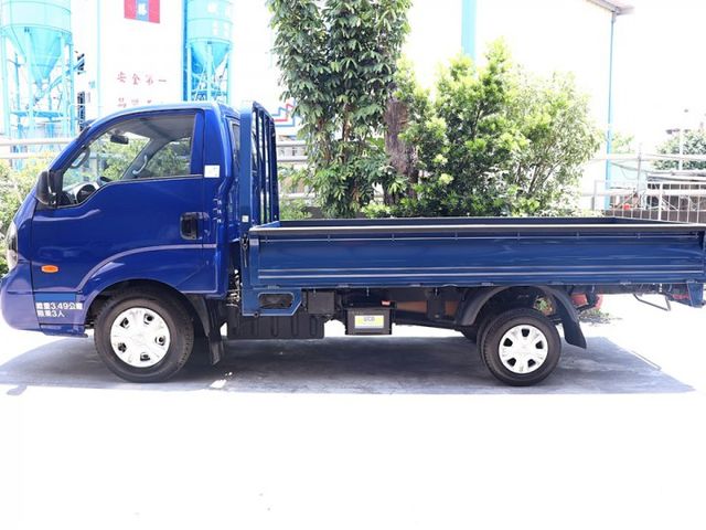 【預約來店賞車享更多優惠】★賺錢好夥伴★車況良好，冷氣很冷★手排大扭力★柴油省油省稅金★可全貸  第3張相片